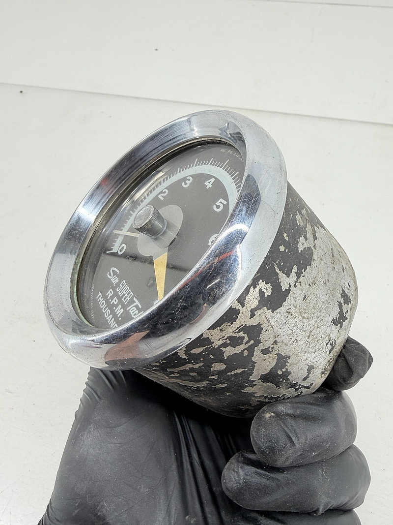 Vintage Original 1960s SUN 8K SUPER TACH TACHOMETER 12V 8 CYL FORD MOPAR GM C69