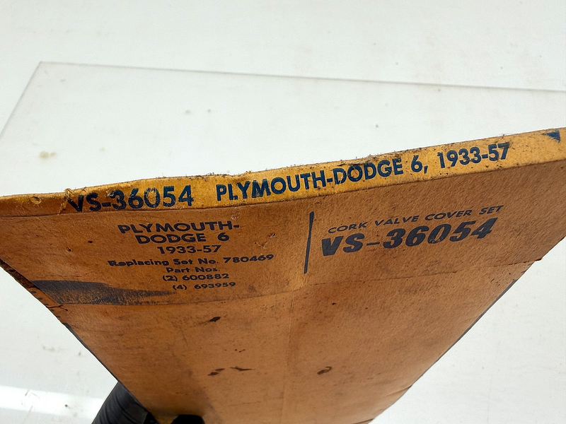 NOS 1933 - 1957 DODGE PLYMOUTH VICTOR CORK VALVE COVER SET VS-36054 B54-79