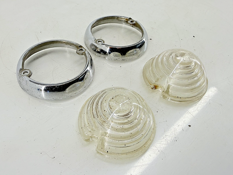 Vintage OEM 1955-1963 WILLYS Parking Lamp Light BEZELS Glass LENS KADH 21689 C49