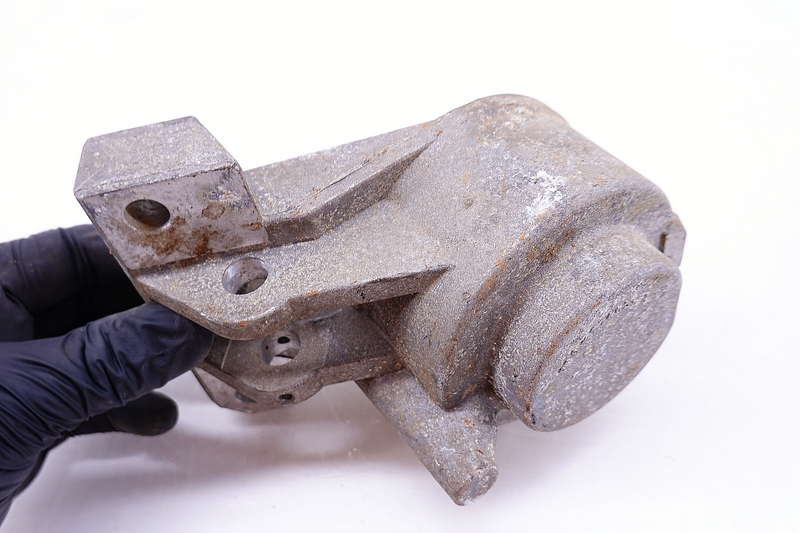 NOS Fordomatic Large Case Rear Servo Housing PBB-77405-A C54-5