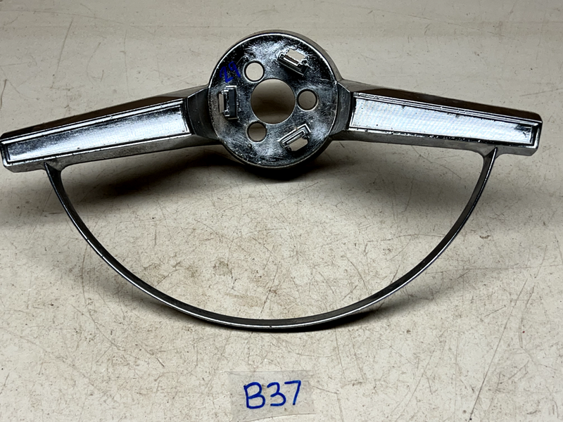 OEM 1965 1966 Chevy Impala Caprice Steering Wheel Horn Ring 3882985 65 66 B37-29