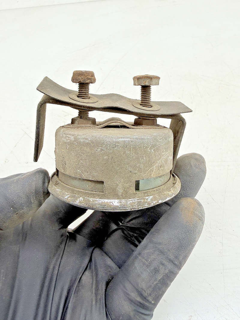 Vintage 1932 - 1948 Ford Hot Rod Glass Oil Pressure Gauge S6997N C39-41