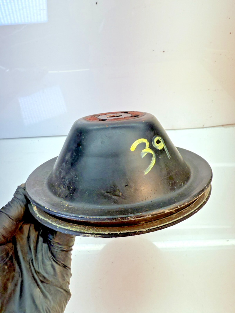 OEM 1962 - 1968 Chevy Corvette 3788472 CG Water Pump Crank Pulley B14-39