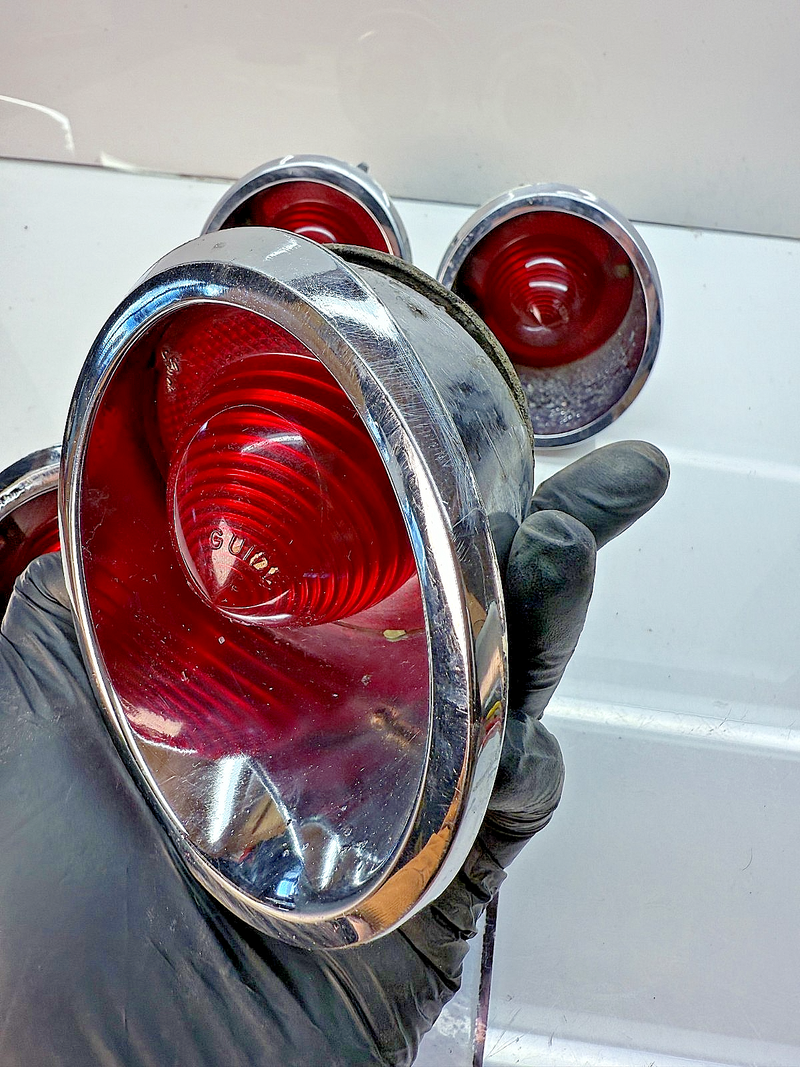 OEM 1963 – 1967 Corvette Tail Lamp Light Assembly Original GUIDE Set of 4 B53-25