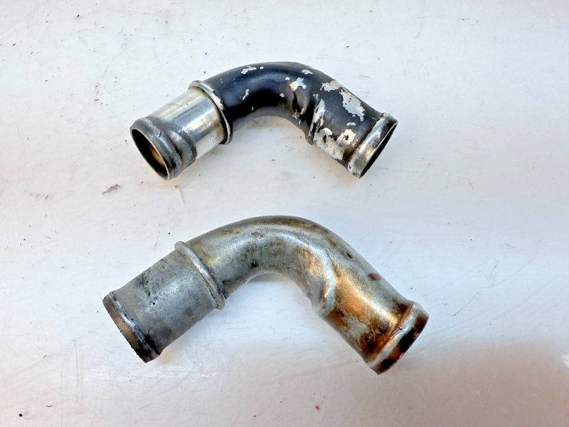 1968 - 1973 Chevelle Camaro Nova Corvette SB Valve Cover Air Cleaner Pipe B82-26