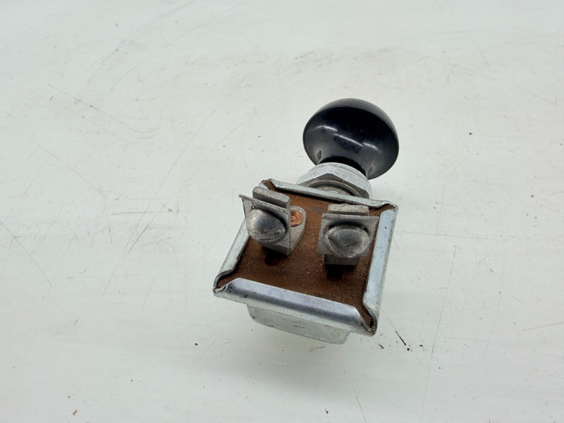 NOS Vintage BACK UP LIGHT FOG ACCESSORY LAMP 20a SWITCH Black KNOB SCTA TROG C67