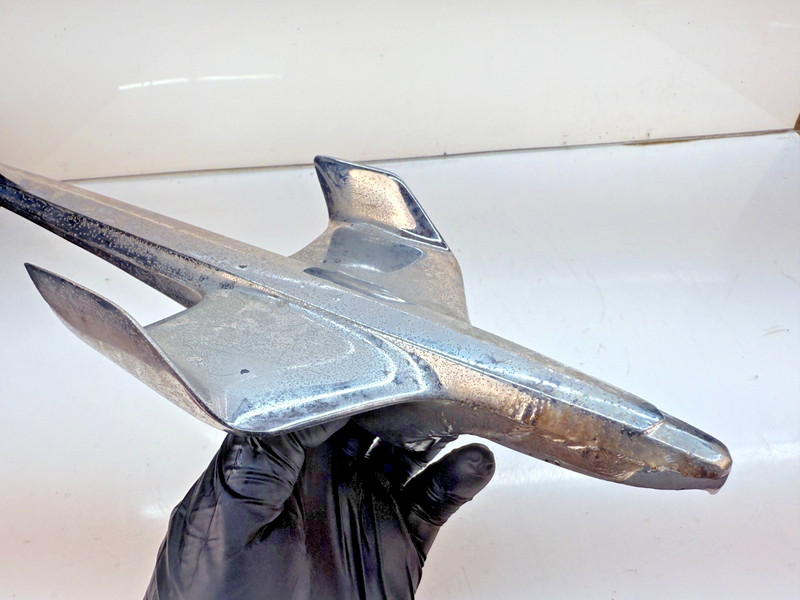 Vintage Original 1954 Chevrolet Chevy Belair Chrome Hood Ornament 3705035 B4-11