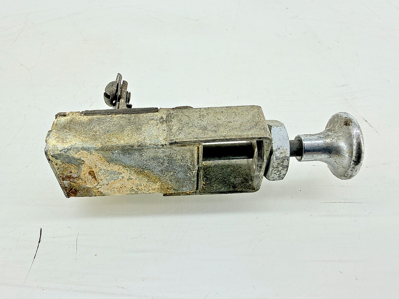 (1) Vintage Push Pull Dash Switches Flat Chrome Knobs 1930s 1940s Ford C67-167