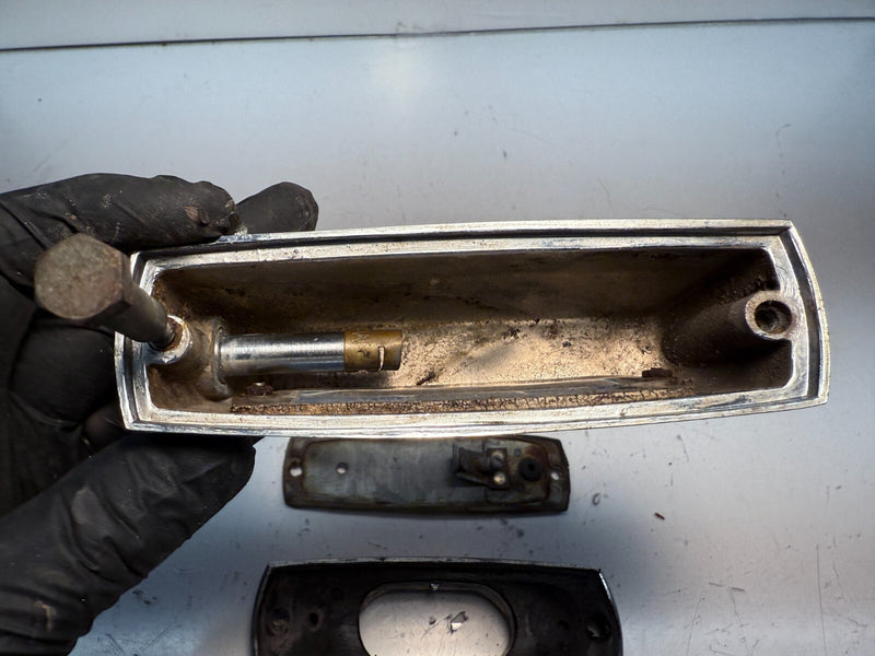 OEM Mercedes-Benz Hella K2810 Rear License Plate Light Assembly CHROME C8-23