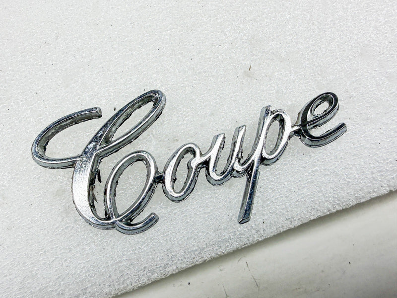 Vintage 1965 - 1970 CADILLAC COUPE DE VILLE SAIL PANEL EMBLEM E10-102