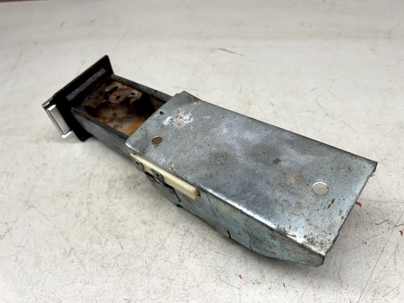 OEM GM 1965 1966 Impala Caprice Polished Dash Ashtray & Bracket RED 65 66 B38-4