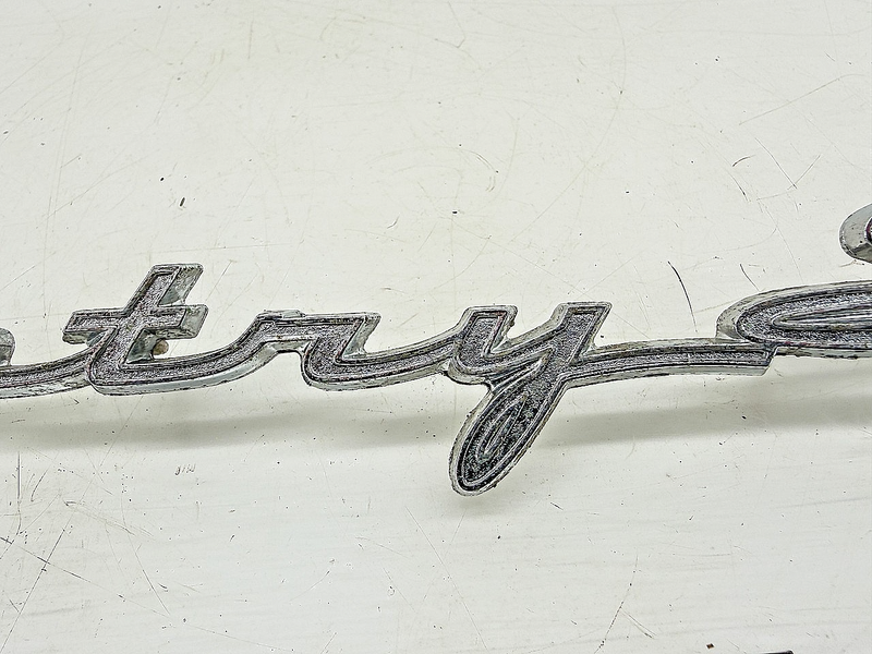 OEM 1963 FORD GALAXIE COUNTRY SEDAN WAGON SCRIPT EMBLEM C3AB-7142528-B E10-12