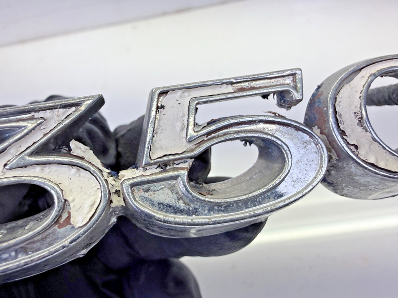 OEM 1970 Pontiac Firebird 350 Fender Emblem 480388 E8-99