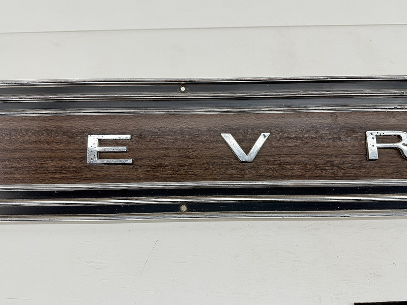 OEM 1967 1969 1970 1971 1972 CHEVY TRUCK BLAZER WOODGRAIN TAILGATE BAND PANEL
