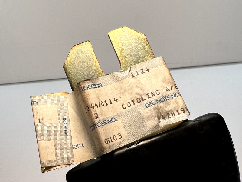 NOS MERCEDES-BENZ SL R107 REAR RIGHT BUMPER GUARD A1168800855 C4-18