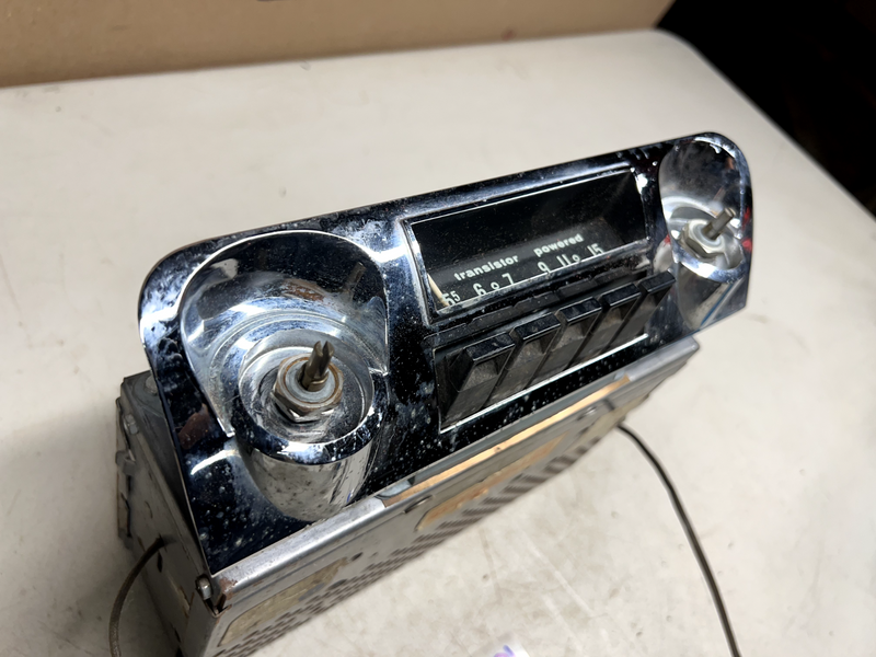 1959-1960 CHEVROLET IMPALA BEL AIR BISCAYNE MOTOROLA AM RADIO Bezel 59 60 B21