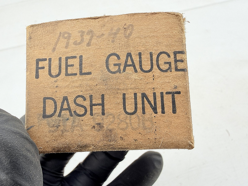 NOS 1937 - 1940 FORD FUEL GAS GAUGE DASH UNIT KING SEELEY 91A-9280 1939 C77-22