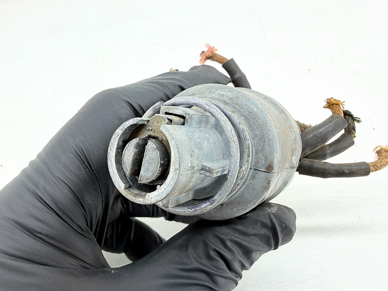OEM 1950 1951 1952 FORD TRUCK MERCURY IGNITION SWITCH C67-73