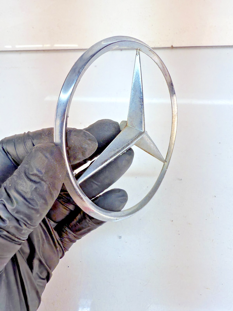 Mercedes W108 W109 W111 W112 Boot Trunk Lid Star Badge Emblem 1117585158 B32-280