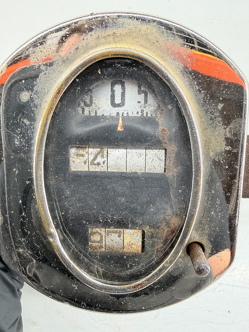 OEM 1928 1929 1930 1931 FORD Model A STEWART WARNER OVAL SPEEDOMETER Rat Rod C69