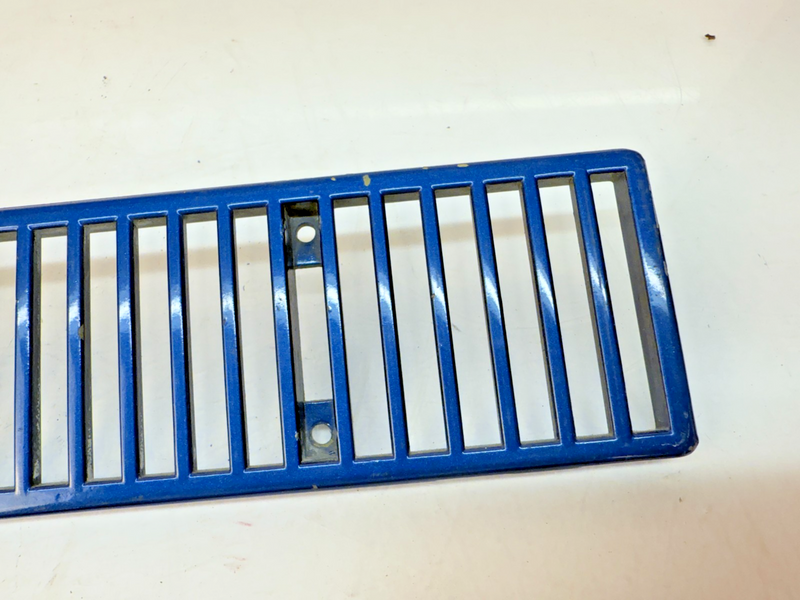 OEM 1968 - 1975 Corvette C3 Pair Rear Deck Insert Grille Vent Astro 1969 B82-21