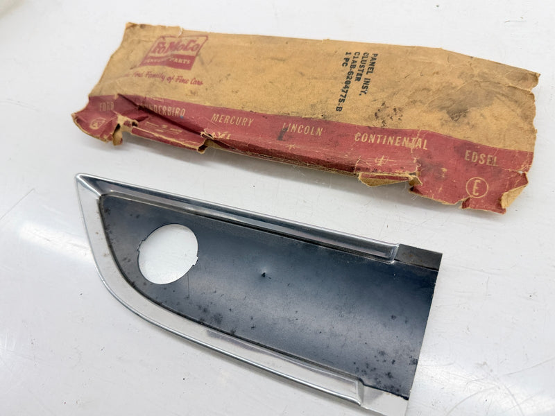 RARE NOS 1961 Ford Panel Instrument Cluster C1AB-6204775-B E9-12