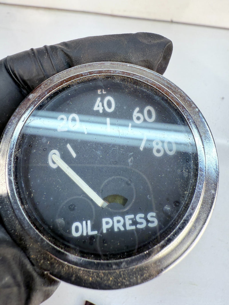 Vintage OEM AC Oil Pressure Gauge 80lbs B62-16