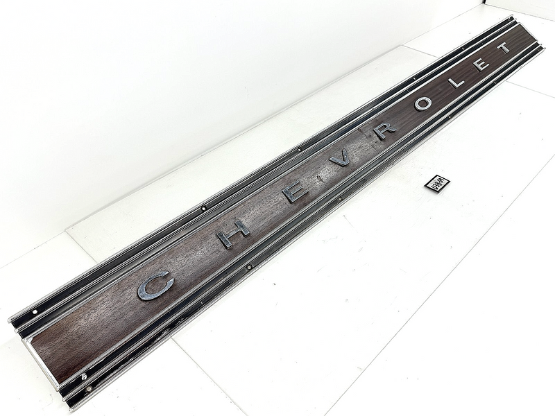 OEM 1967 1969 1970 1971 1972 CHEVY TRUCK BLAZER WOODGRAIN TAILGATE BAND PANEL