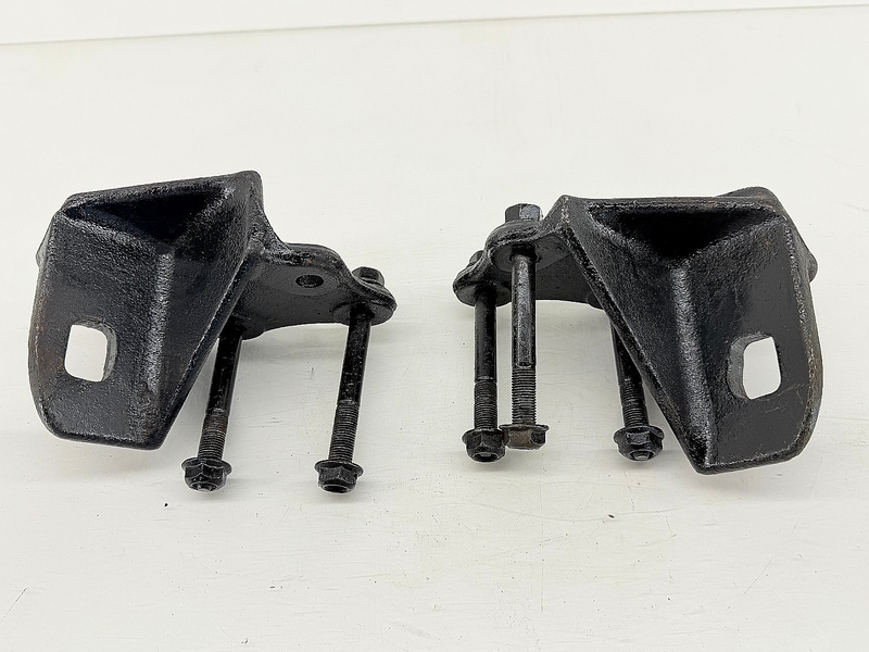 OEM 1964 - 1966 Mustang GT 1963 - 1965 Falcon 260 289 MOTOR MOUNT FRAME BRACKETS