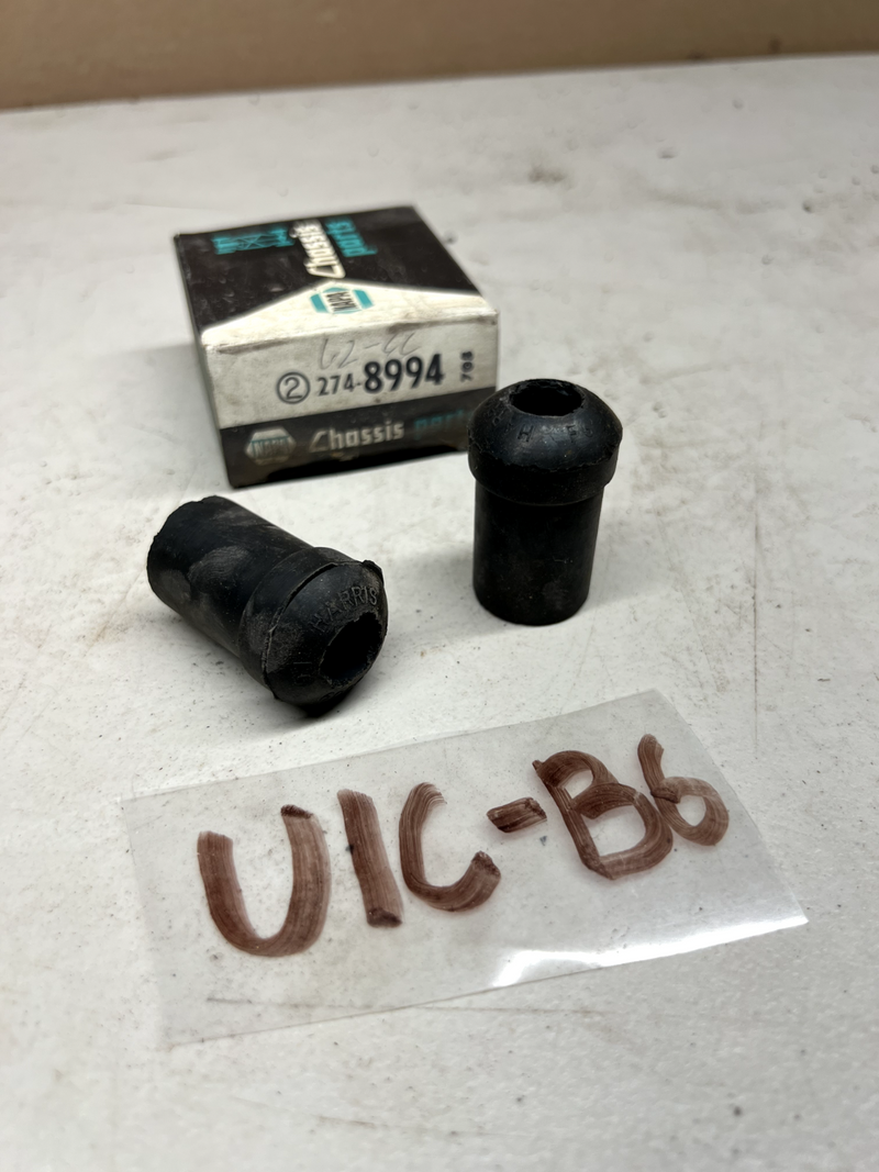 NOS 55-1957 FORD THUNDERBIRD Rear Leaf Spring Rubber Shackle Bushings U1C-B6-15