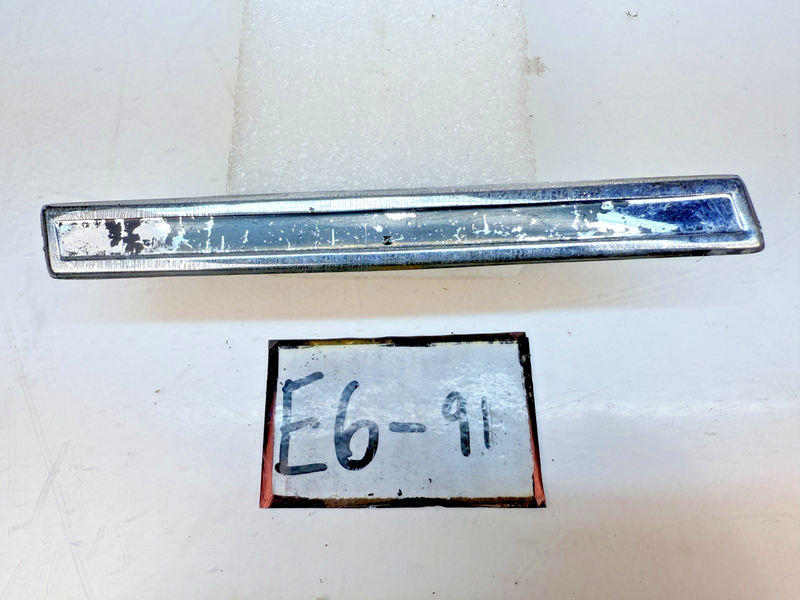 OEM 1960 Chevrolet Impala #7 Left Front Fender Chrome Molding Trim Louver E6-91