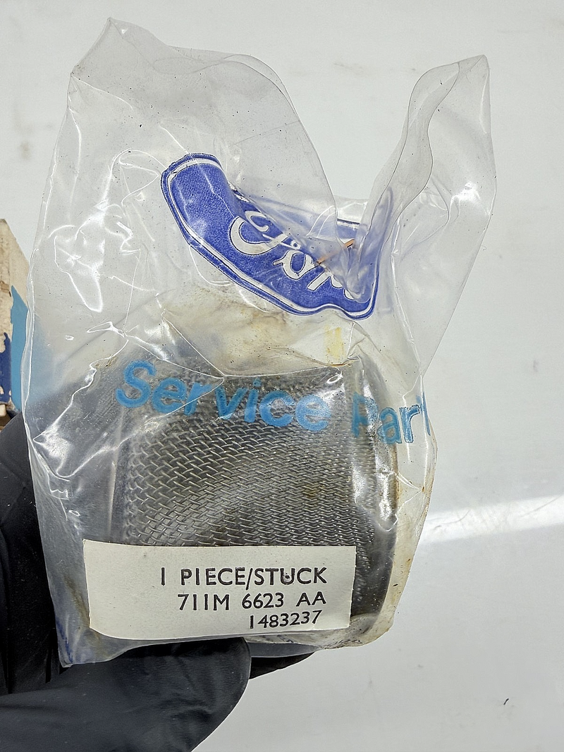 NOS 1971 Ford Transmission Screen Falcon Mustang D1FZ-6623-A 711M 6623 AA C52-15