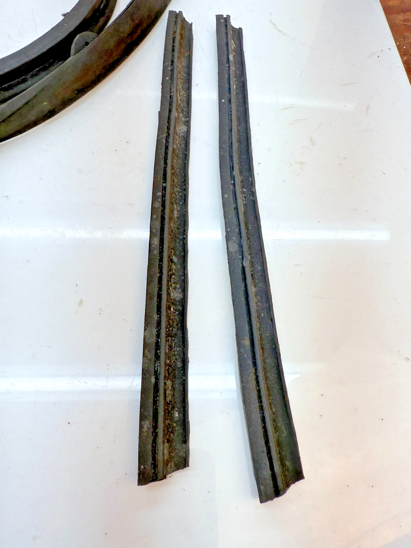 OEM 1960 Chevy Impala Window Gasket Seals B80-9