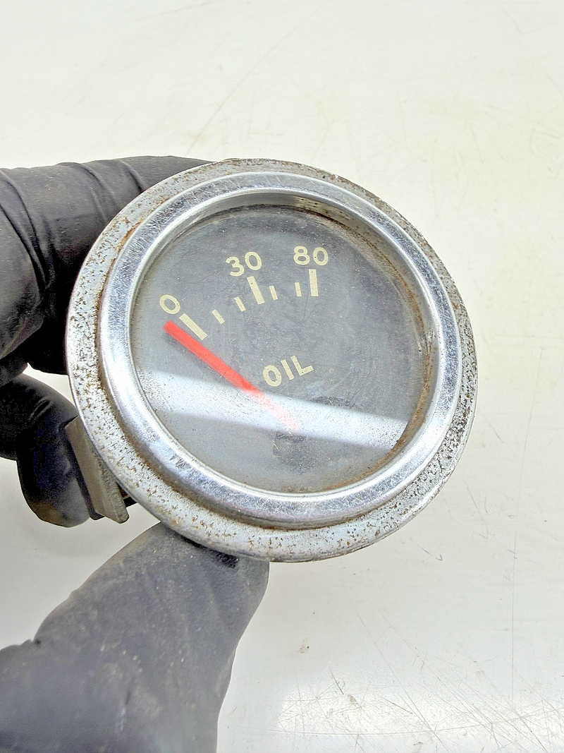 Vintage 1932 - 1948 Ford Hot Rod Glass Oil Pressure Gauge S6997N C39-41