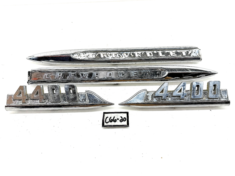 OEM 1955 1956 Chevrolet 4400 PAIR Front Fender Spears 3726805 / 3726753 C66-20