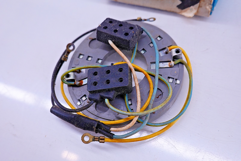 NOS ORIGINAL 1969 Ford Galaxie Horn Insulator C9AZ-13A895-A C55-24