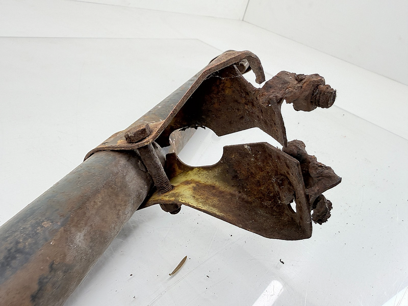 Original Ford GPW Jeep Willys MB Steering Column Box Tube U1B-59