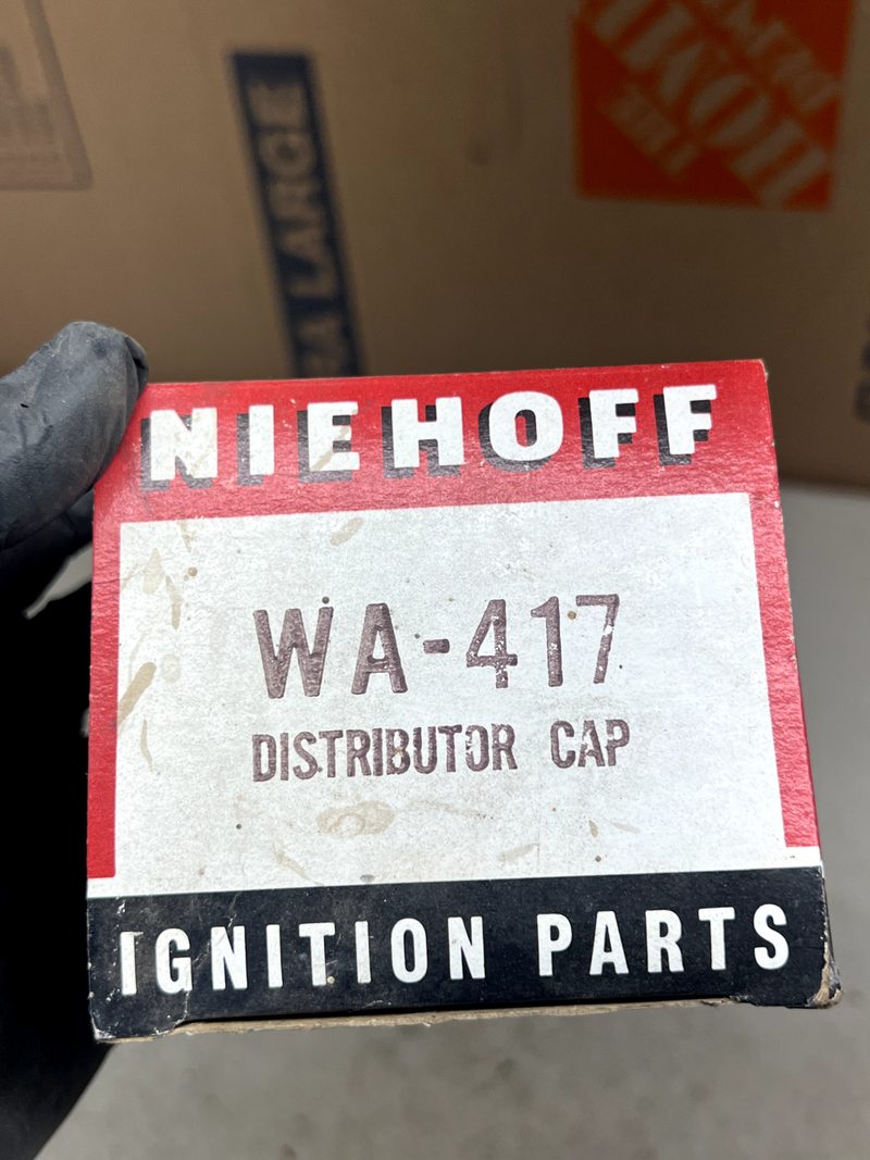 NOS TRW Niehoff Automotive Parts WA-417 Distributor Cap B30-100