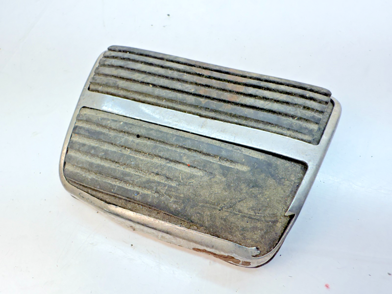 OEM GM 1967 - 1981 Corvette CAMARO FIREBIRD BRAKE/CLUTCH PEDAL PAD & TRIM B83-15