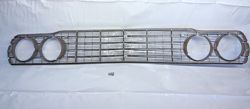 OEM 1973 - 1974 Ford Torino (BASE) Ranchero Grille D3OB-8150-AA 73 74 U5B-2