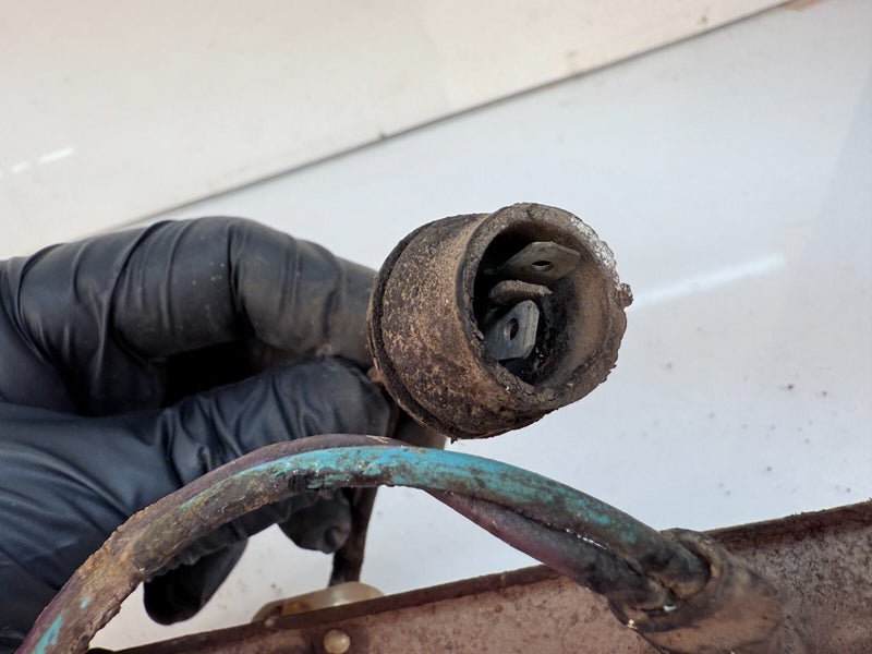 OEM 1960 CHEVY IMPALA BEL AIR EL CAMINO PARK LIGHT TURN SIGNAL HOUSING B61-39