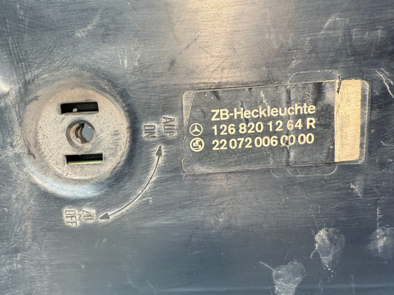 OEM 1981 - 1991 Mercedes W126 C126 Rear Right Tail Light Lamp Back Housing C13-2