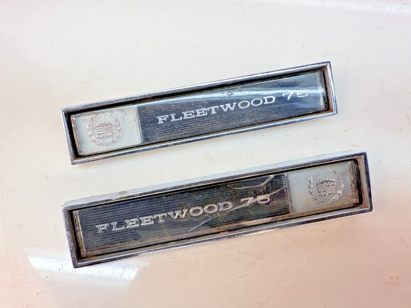 OEM 1968 Cadillac Fleetwood Limo Series 75 Pair of Rear Door Emblems 68 B32-231