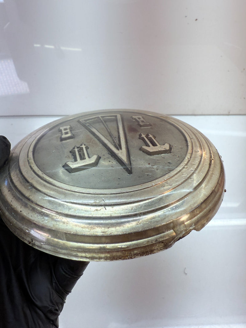 OEM 1946 HUDSON COMMODORE / SUPER SIX OEM STEERING WHEEL HORN BUTTON CAP B58-19