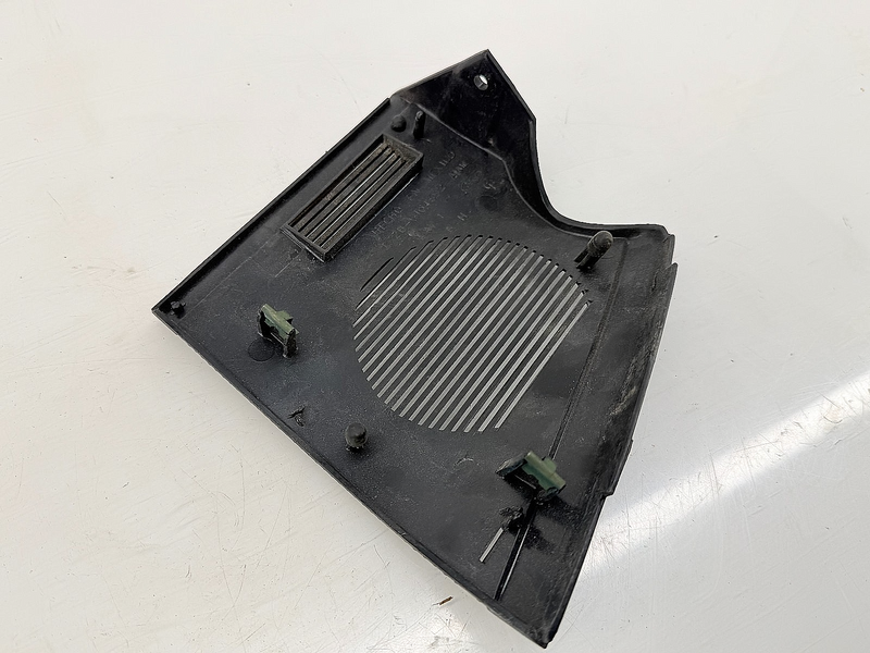 OEM 1987 - 1993 FORD MUSTANG RH DASH SPEAKER GRILL COVER E7ZB-6104392-AAW C65-7