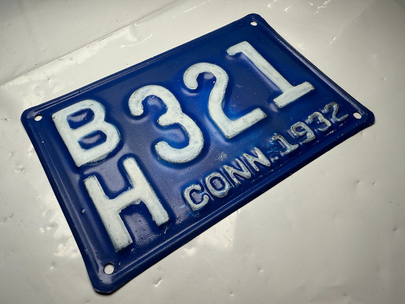 Original 1932 Connecticut License Plate BH 321 YOM DMV Ford Chevy Dodge