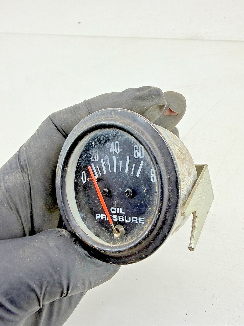 Vintage 1976 - 1986 Jeep CJ5 CJ7 CJ Mechanical Oil Pressure Gauge 80 PSI C39-48