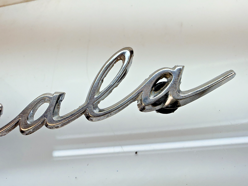 OEM 1961 1962 CHEVROLET IMPALA QUARTER PANEL NAMEPLATE SCRIPT EMBLEM E8-54