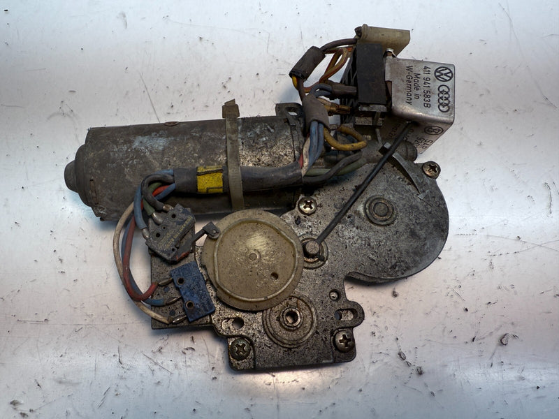 OEM 1988-1993 Volkswagen Audi B3 B4 Coupe Sun Roof Motor 811877795 C8-15