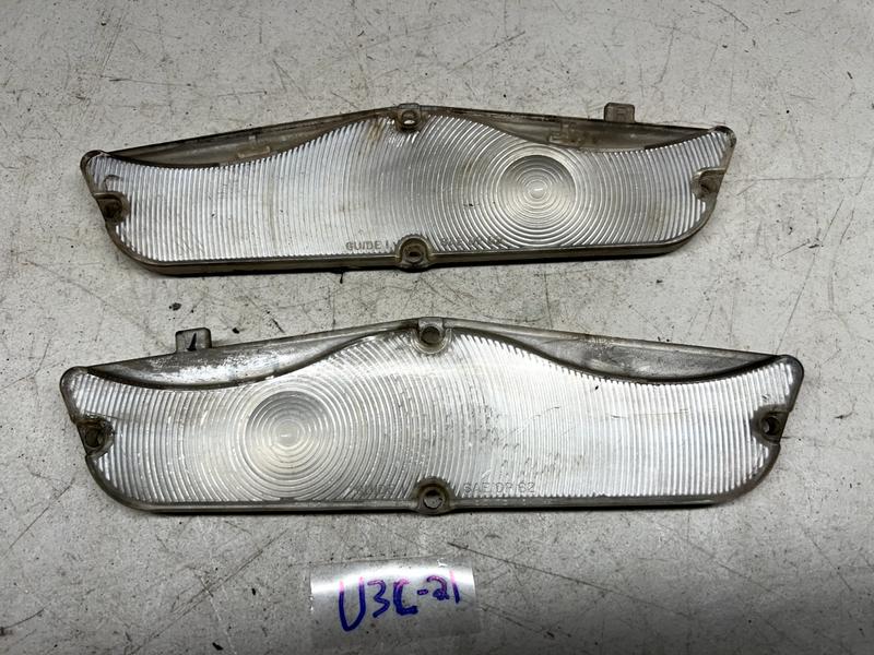 OEM 1962 62 Chevrolet Impala Parking Light Lamp Lens Pair Clear B21